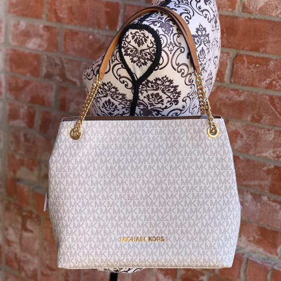 Michael Kors Handbags - Michael kors jet set large chain shoulder tote bag